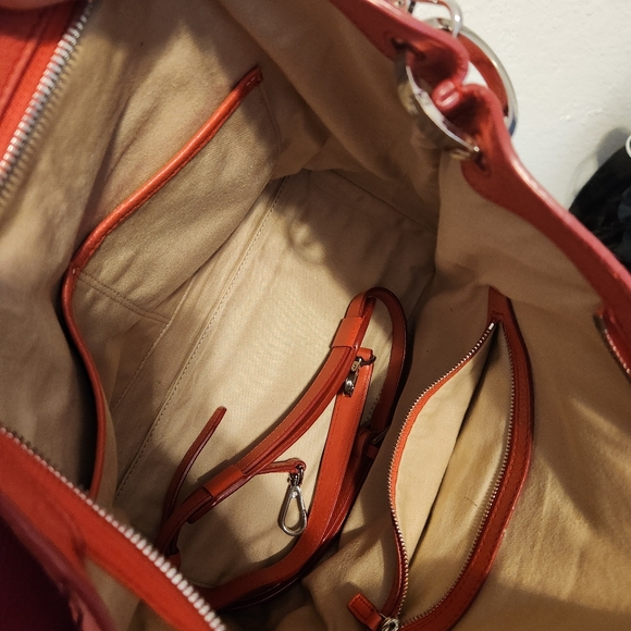 💯 AUTHENTIC MCM HANDBAG - Picture 14 of 17